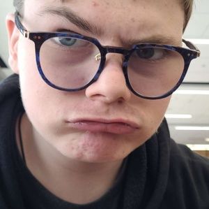 Meet your Posher, Jason